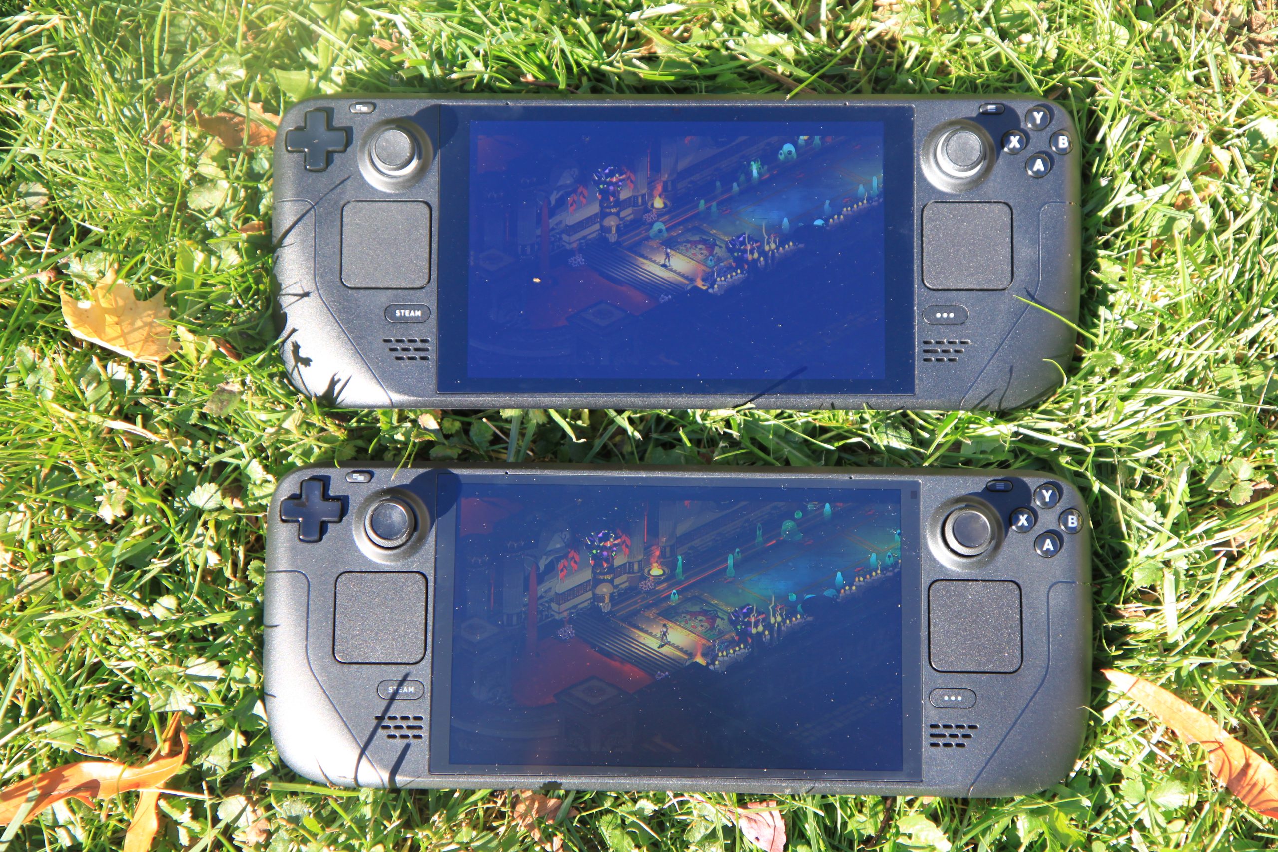 Nintendo Switch OLED vs. Steam Deck OLED