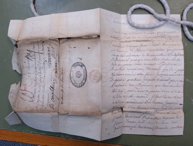 Carta de amor de Anne Le Cerf a su marido Jean Tops, enviada en la que dice “No puedo esperar a poseerte” y firma “Tu obediente esposa Nanette”.