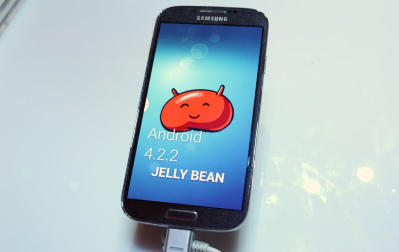 Jelly Bean is back!