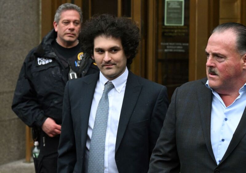 US dodges delay of Sam Bankman-Fried’s sentencing by dropping second trial