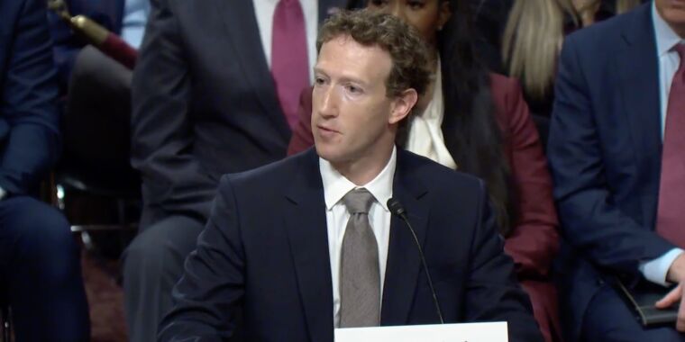 Zuckerberg s'excuse pour le mal que Meta a fait aux enfants, mais rejette les paiements aux familles