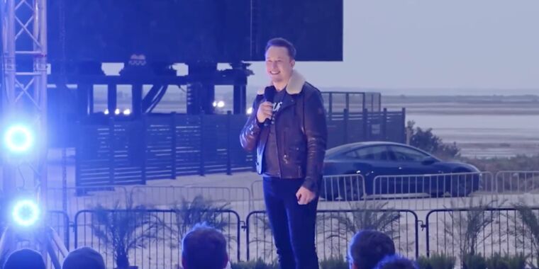 埃隆·马斯克最近在 SpaceX 举行的全体会议充满了有趣的消息