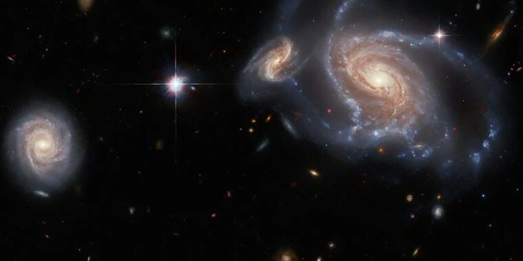 Daily Telescope: Uma vizinhança galáctica que não é