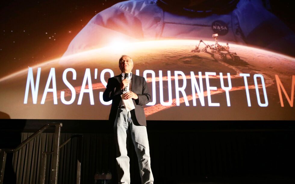 Charles Elachi a été directeur du JPL pendant une décennie et demie.