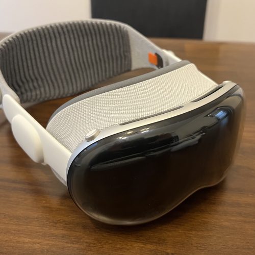 Apple will introduce Vision Air and smart glasses in 2027, analyst projects