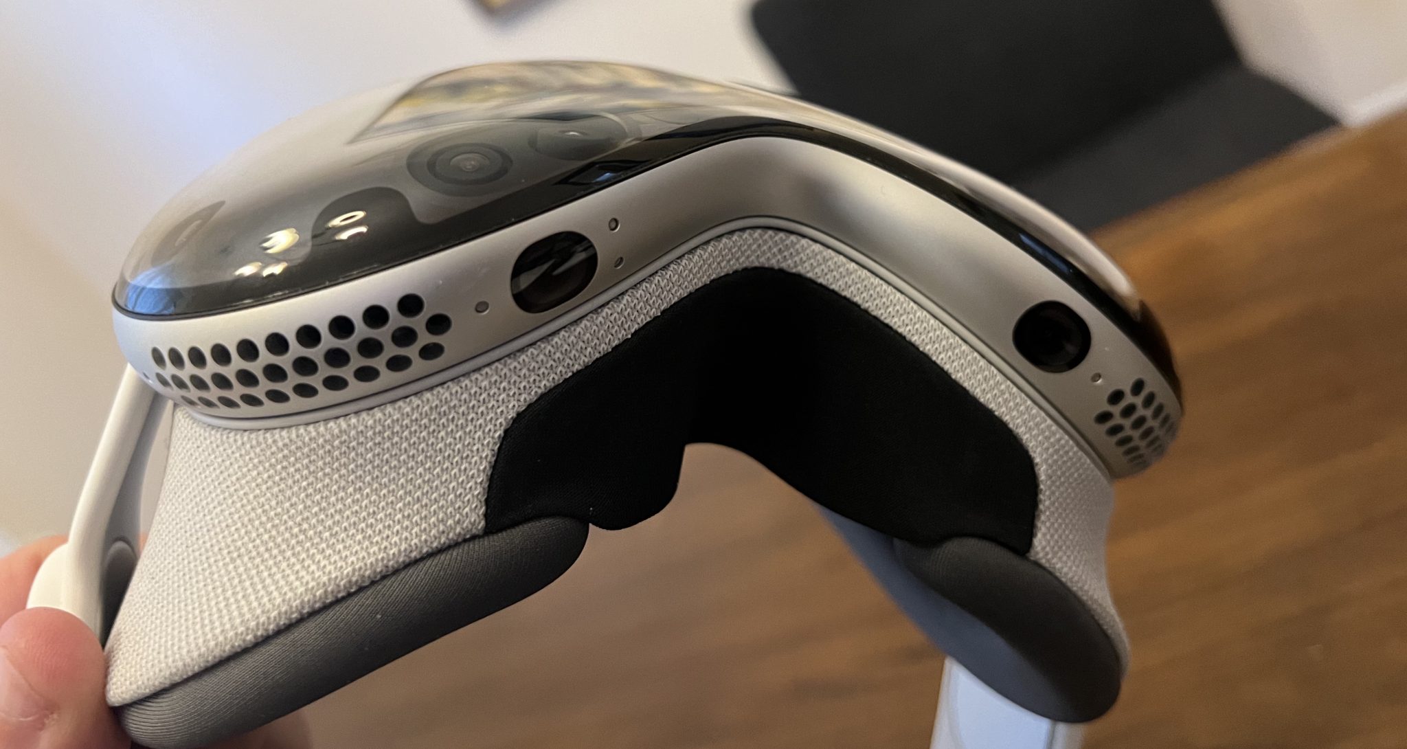 I worked exclusively in Vision Pro for a week—here’s how it went - Ars ...