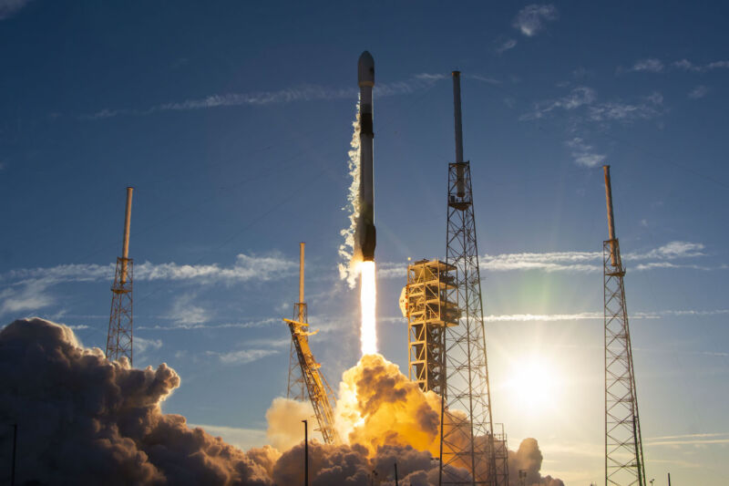 SpaceX launched a Falcon 9 rocket Wednesday with six missile-tracking satellites for the US military.