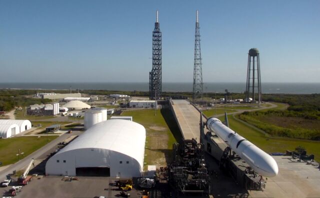 The first full-scale New Glenn rocket rolls out at Launch Complex 36.