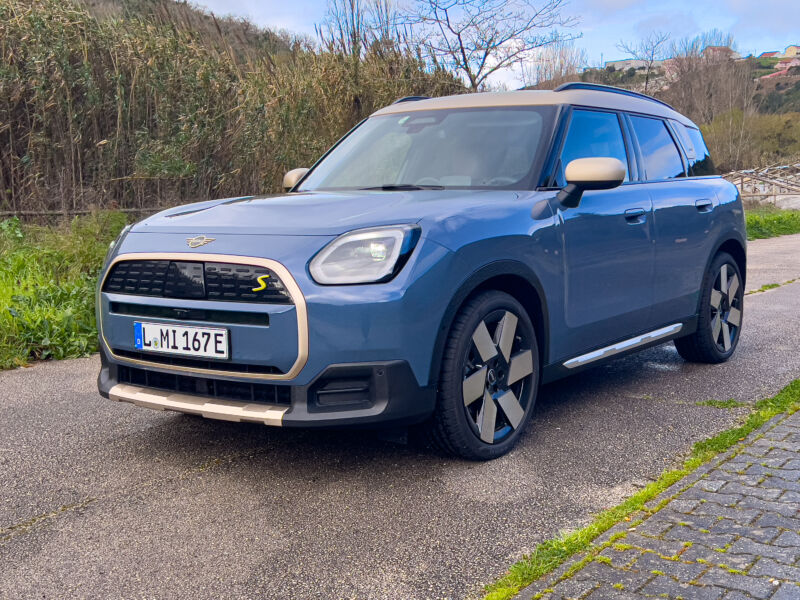 We drive Mini’s first electric crossover, the 2025 Countryman SE ALL4