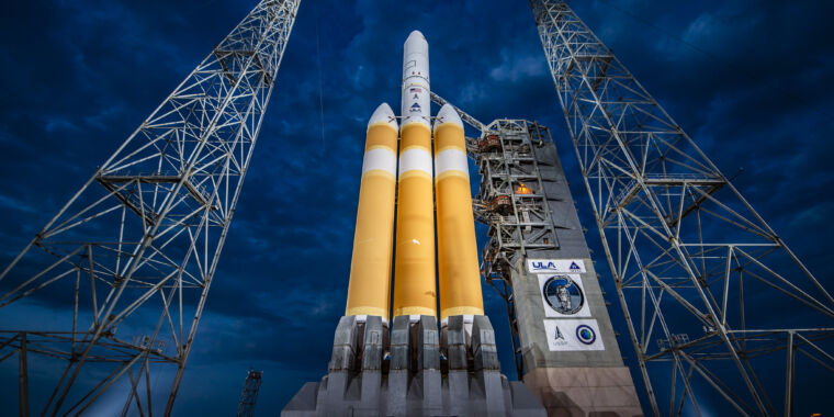 Rocket Report: Multi-day delay for the final Delta launch; Orbex patents landing tech