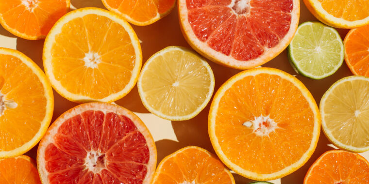 What makes an orange? New study finds one gene, seven chemicals