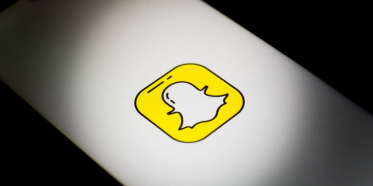 Facebook secretly spied on Snapchat usage to confuse advertisers, court docs say