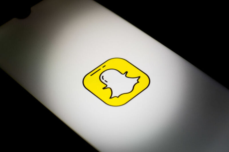 Facebook espió en secreto el uso de Snapchat para confundir a los anunciantes, dicen documentos judiciales