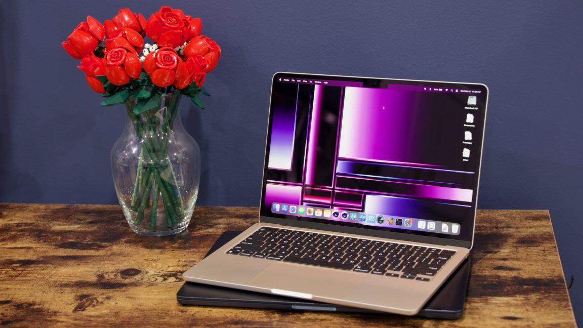 Review: Apple's efficient M3 MacBook Airs are just about as good