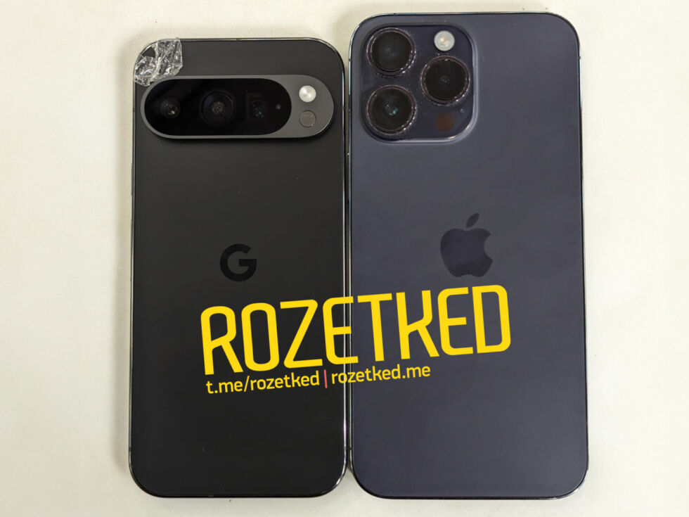 The Pixel 9 Pro prototype. It's small because this is the "small Pro" model. There are more pictures over at <a href="https://rozetked.me/news/33143-eksklyuziv-zhivye-foto-google-pixel-9-pro-ot-rozetked">Rozetked</a>.