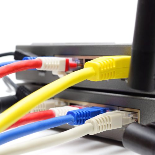 Cable lobby warns of chaos if FCC doesn't relax ban on foreign routers