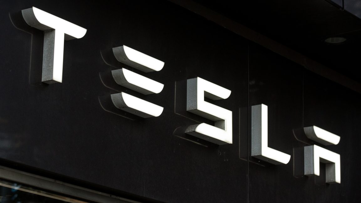 Tesla announces fourth round of layoffs in four weeks - Ars Technica