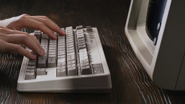 8BitDo M Edition mechanical keyboard is a modern take on IBM’s Model M ...