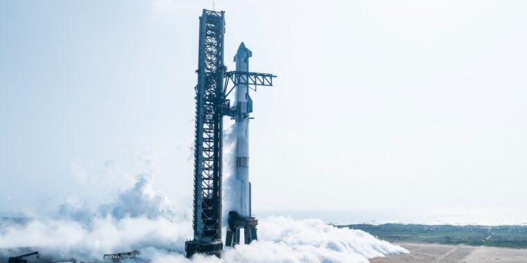 Survivre à la rentrée est l’objectif principal du quatrième vol d’essai du vaisseau spatial de SpaceX