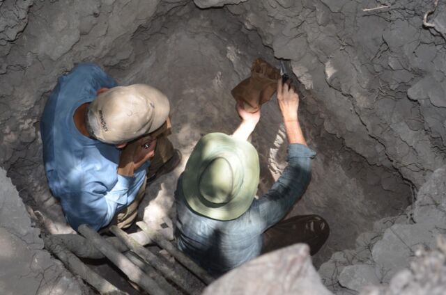 David Lentz and Nicholas Dunning gather samples at the ancient Maya city of Yaxnohcah.