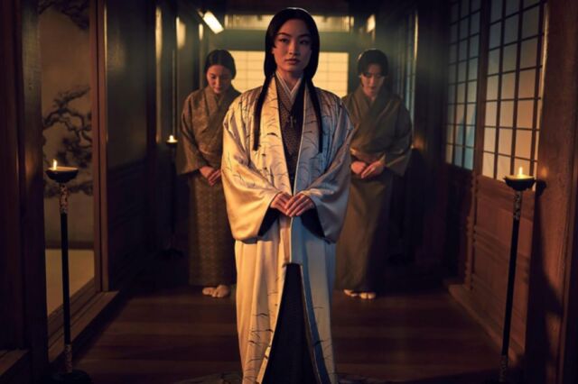 Anna Sawai plays Toda Mariko, torn between her loyalty to Toranaga and her Catholic faith.