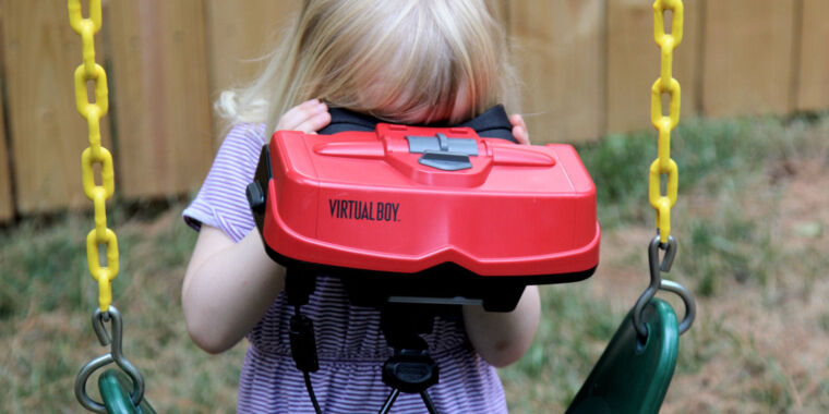 Virtual Boy: The strange rise and rapid fall of Nintendo’s mysterious red console