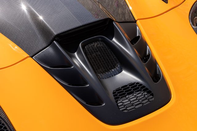Mclaren Artura exhaust ports