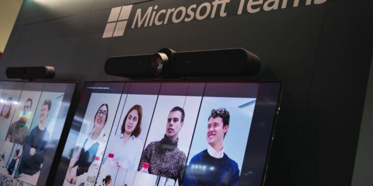 Microsoft risks huge fine over “possibly abusive” bundling of Teams and Office