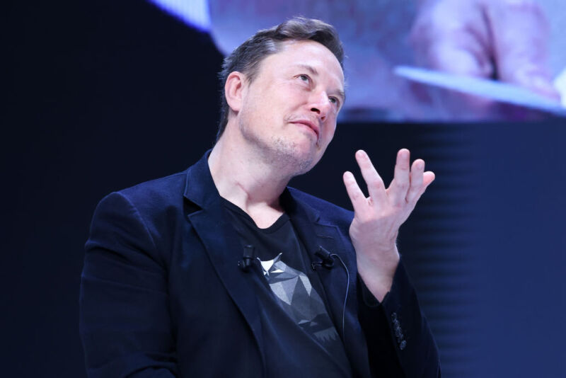 Elon Musk denies tweets misled Twitter investors ahead of purchase