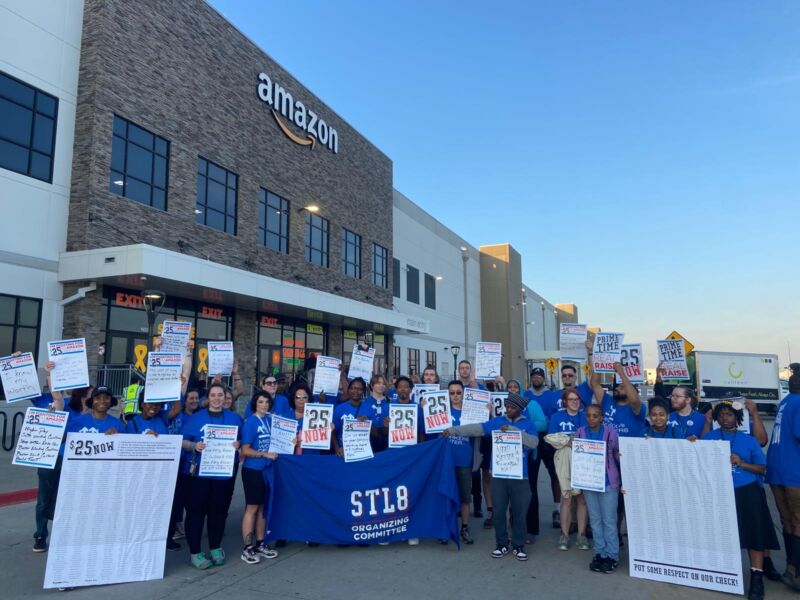 Warehouse workers at the STL8 Amazon Fulfillment Center marched on the boss Wednesday to demand a $25 an hour minimum wage for all workers.