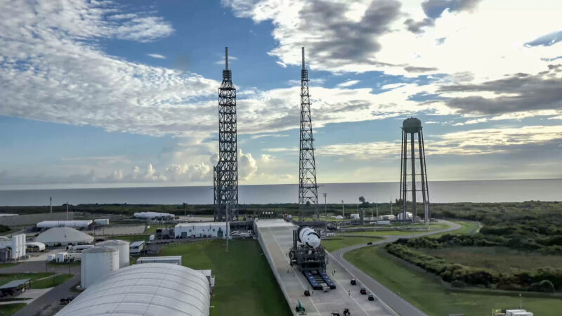 Rocket Report: Falcon 9 lifts its 7,000th Starlink; ABL cuts deep