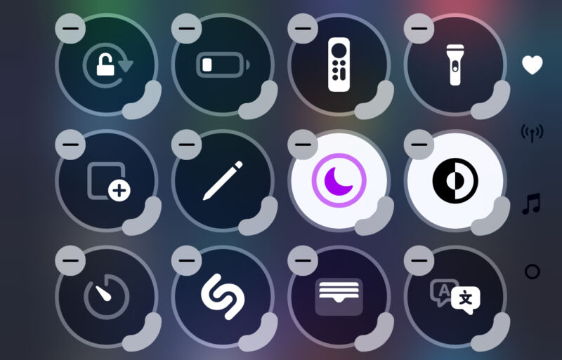 Control Center in iOS 18 in its customization view