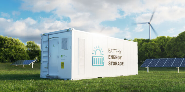 As power utilities and industrial companies seek to use more renewable energy, the market for grid-scale batteries is expanding rapidly. Alternatives 