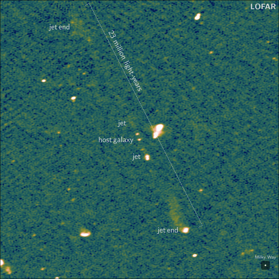 An image of the jets showing that they're extremely faint for most of their distance but punctuated by bright regions where the jet interacts with other material. 