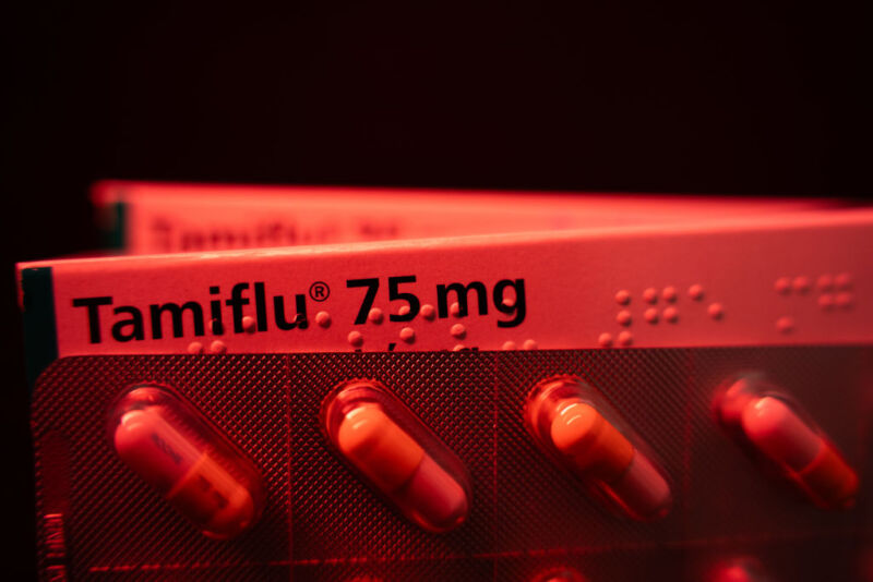 Can our stockpiles of Tamiflu give protection to towards a hen flu pandemic?