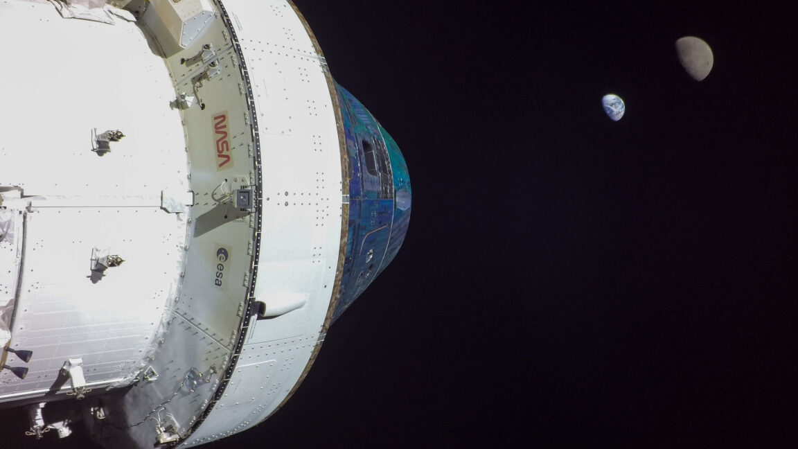 Orion spacecraft during reentry