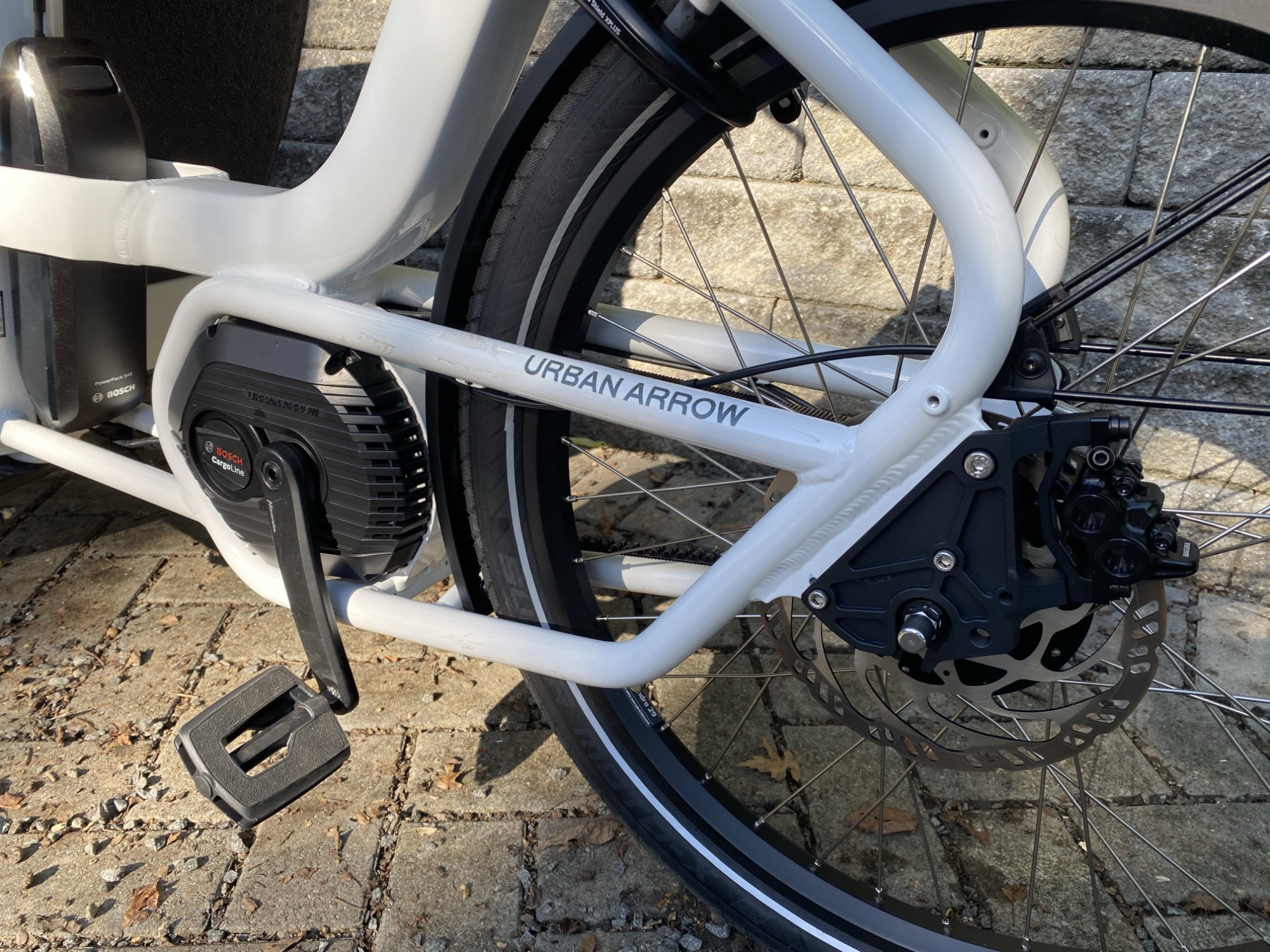 Urban Arrow's front-loader is a stylish, functional cargo/kid