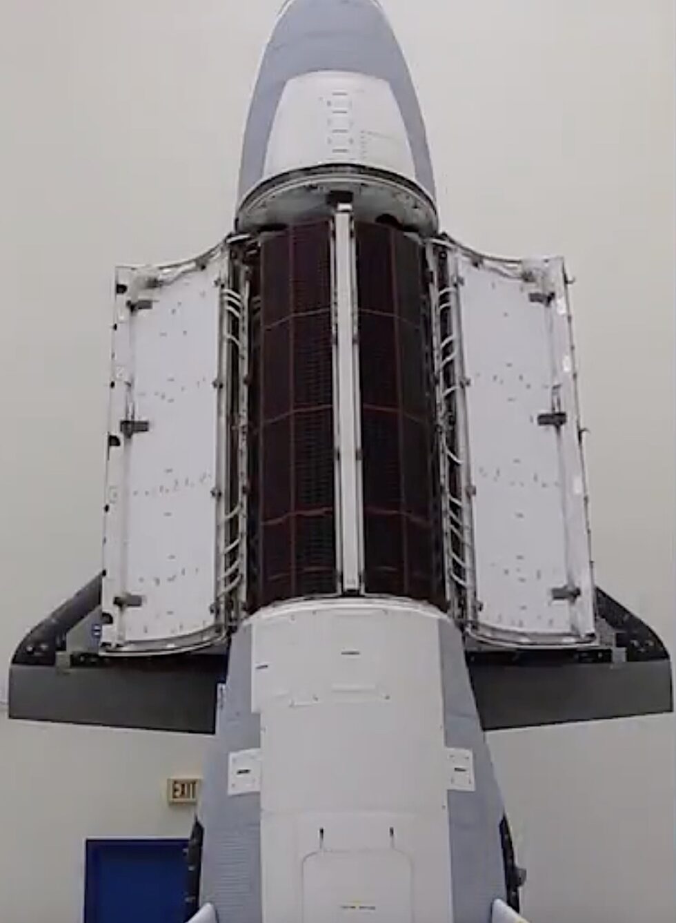 x-37bdoors-980x1337.jpg