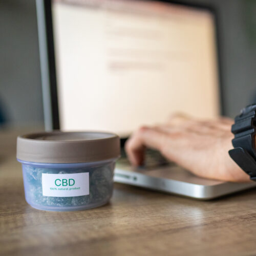 Google stops letting sites like Forbes rule search for “Best CBD Gummies“