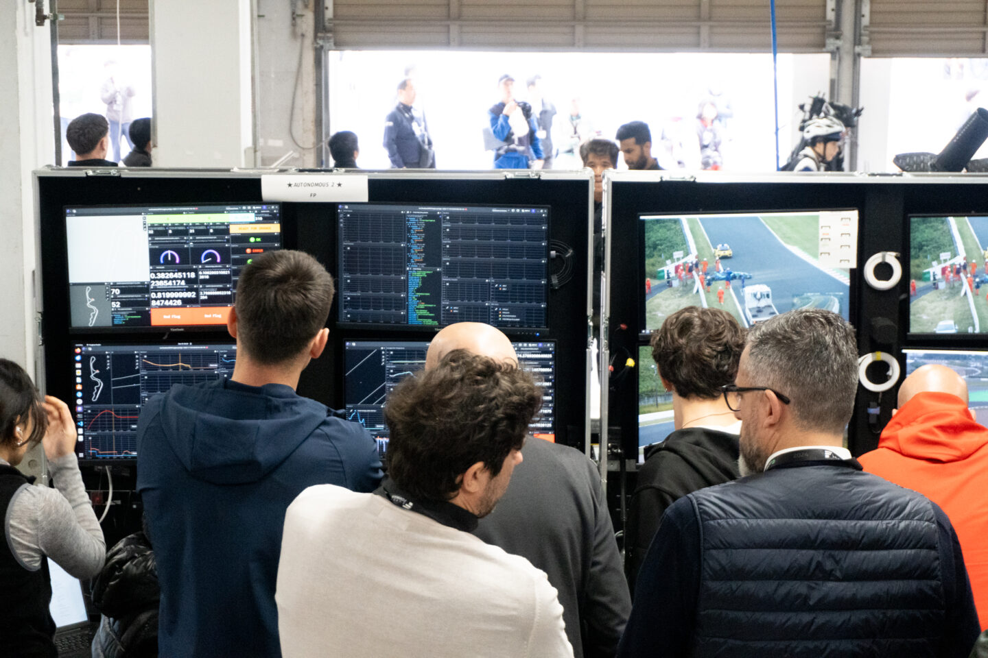 Man versus autonomous car race ends before it begins - Ars Technica
