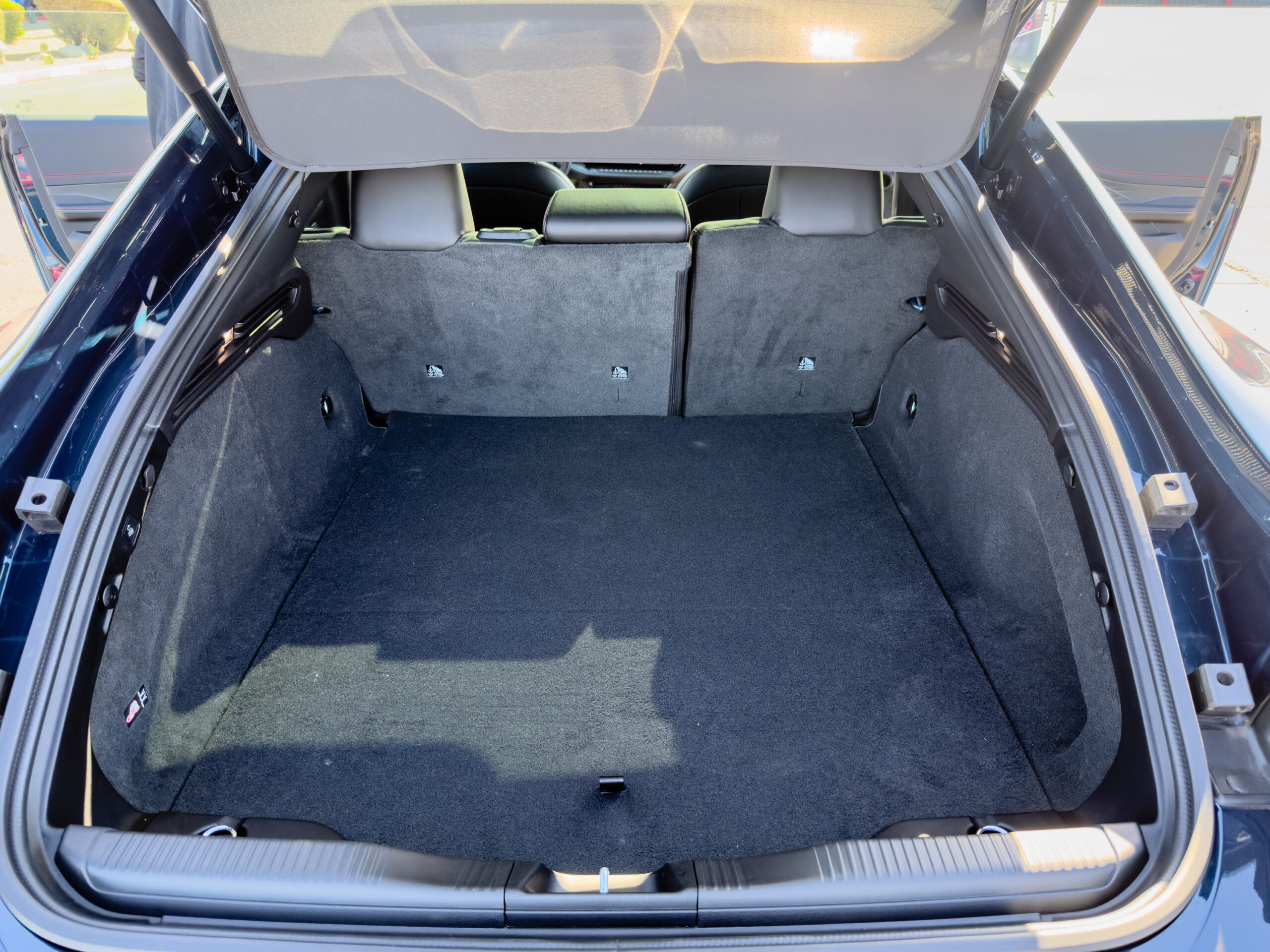 Trunk Ledge Kit | DODGE CHARGER DAYTONA 2025