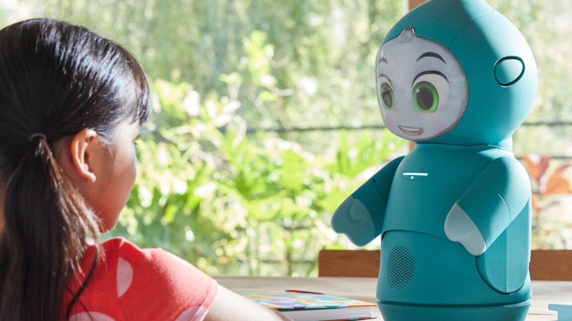 Startup will brick $800 emotional support robot for kids without ...