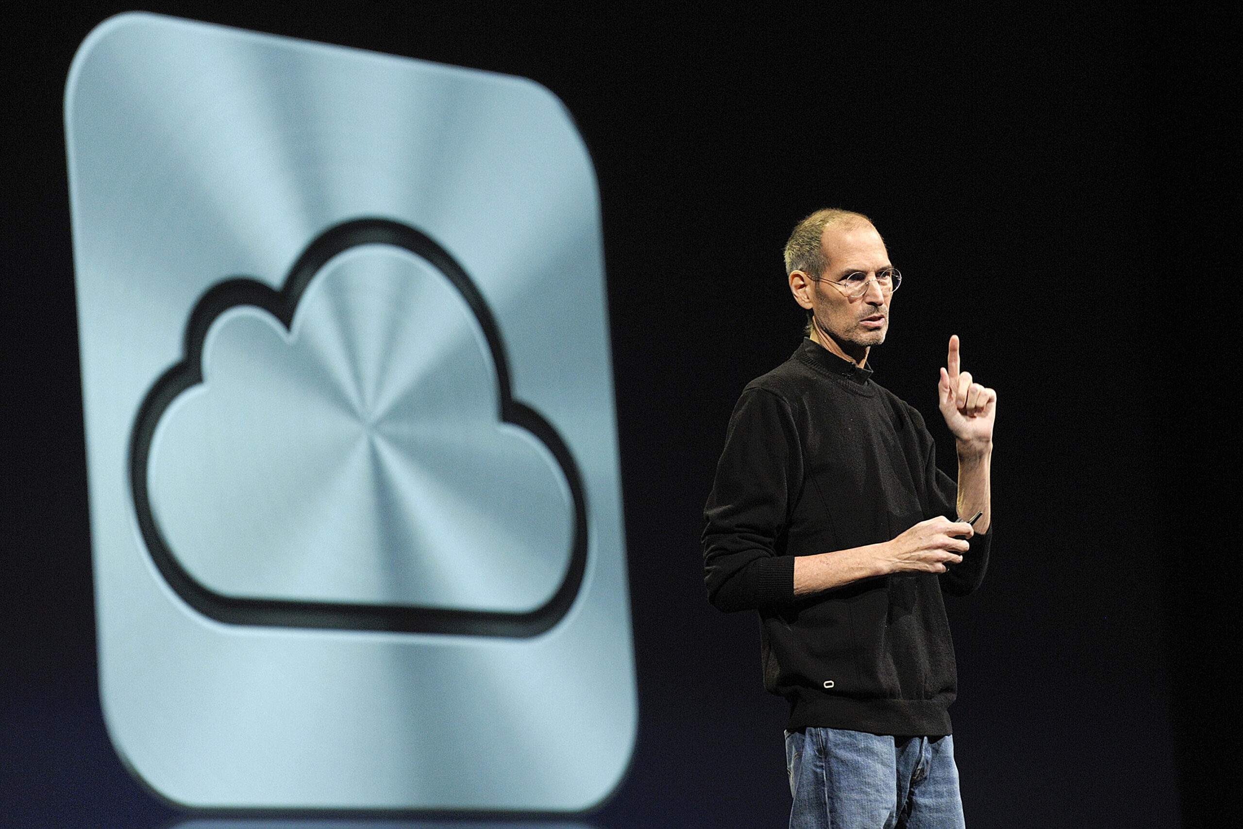 Apple Now Lets You Move Purchases Between Your Accounts—Here’s Why It Matters