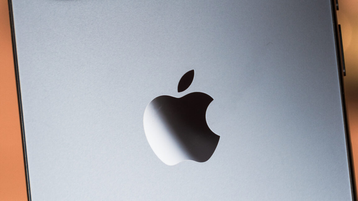 Apple pulls data protection tool instead of caving to UK demand for a backdoor