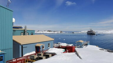 Picture of research buildings in Antarctica