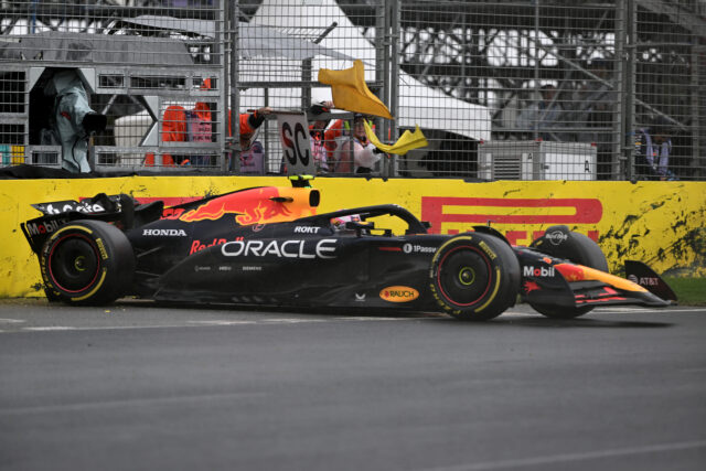 MELBOURNE, AUSTRALIA - MARCH 16: Liam Lawson of New Zealand driving the (30) Oracle Red Bull Racing RB21 crashes during the F1 Grand Prix of Australia at Albert Park Grand Prix Circuit on March 16, 2025 in Melbourne, Australia.