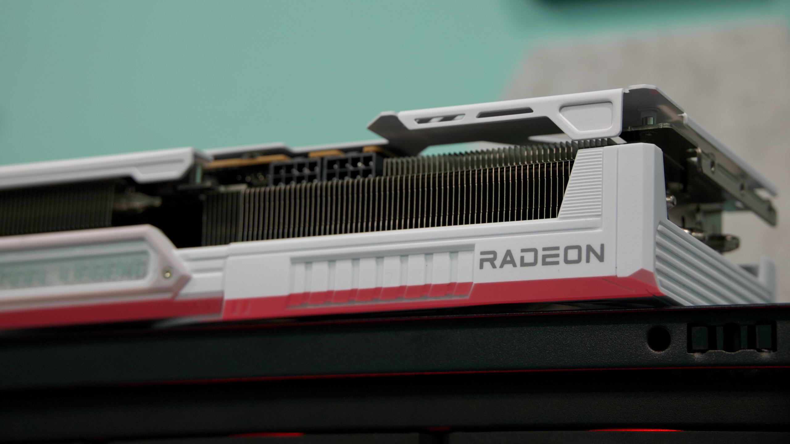 AMD Radeon RX 9070 and 9070 XT evaluation: RDNA 4 fixes numerous AMD’s issues