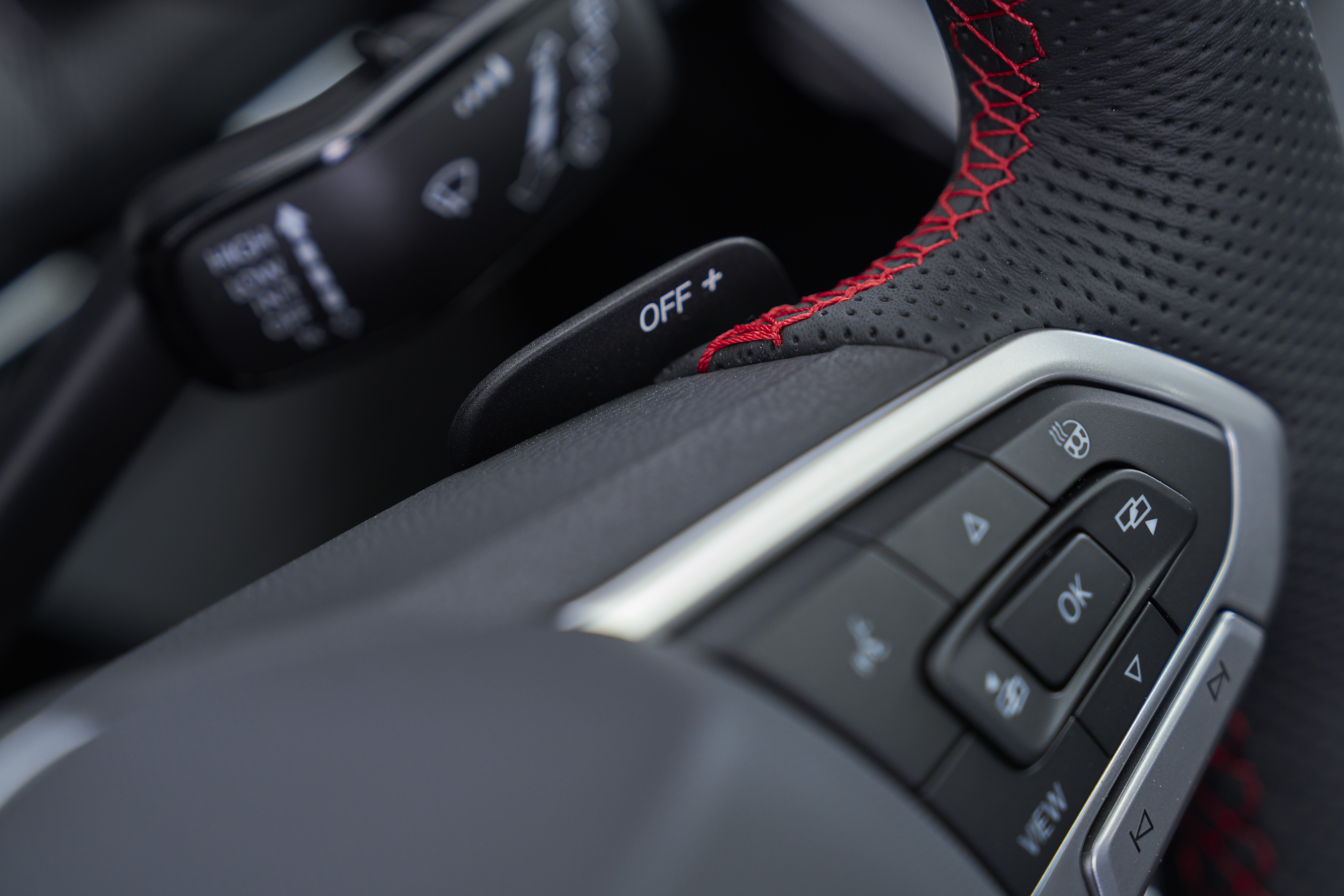 VW Golf GTI steering wheel buttons