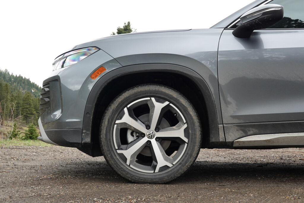 2025 VW Tiguan front wheel
