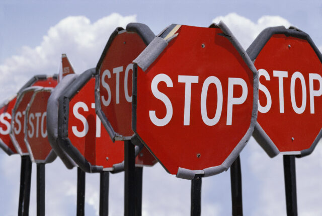 Google Maps can’t explain why it falsely labeled German autobahns as closed